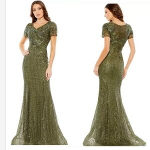 NWT Mac Duggal Olive Green Short Sleevd Embellished Mermaid Gown SZ 8